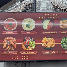 Muscat Glatt — Caterer in Five Towns